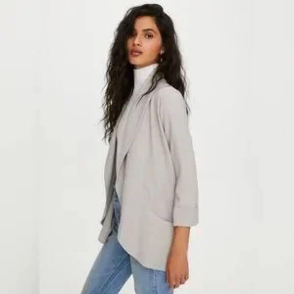 Wilfred Aritzia Crete Light Grey Gray Taupe Crepe Chevalier North Blazer Jacket - Picture 13 of 14